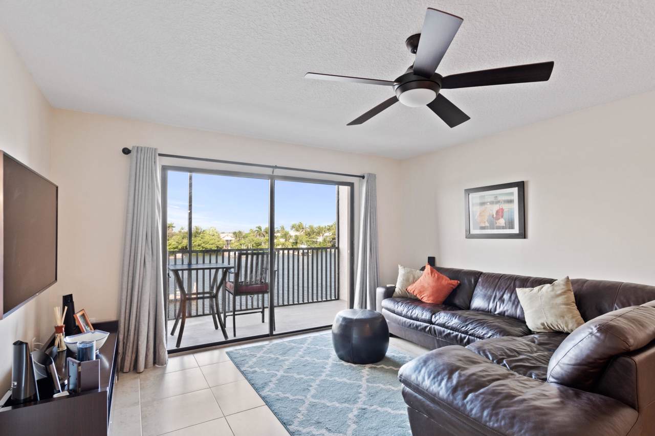 3525 Ocean Boulevard - Photo 1