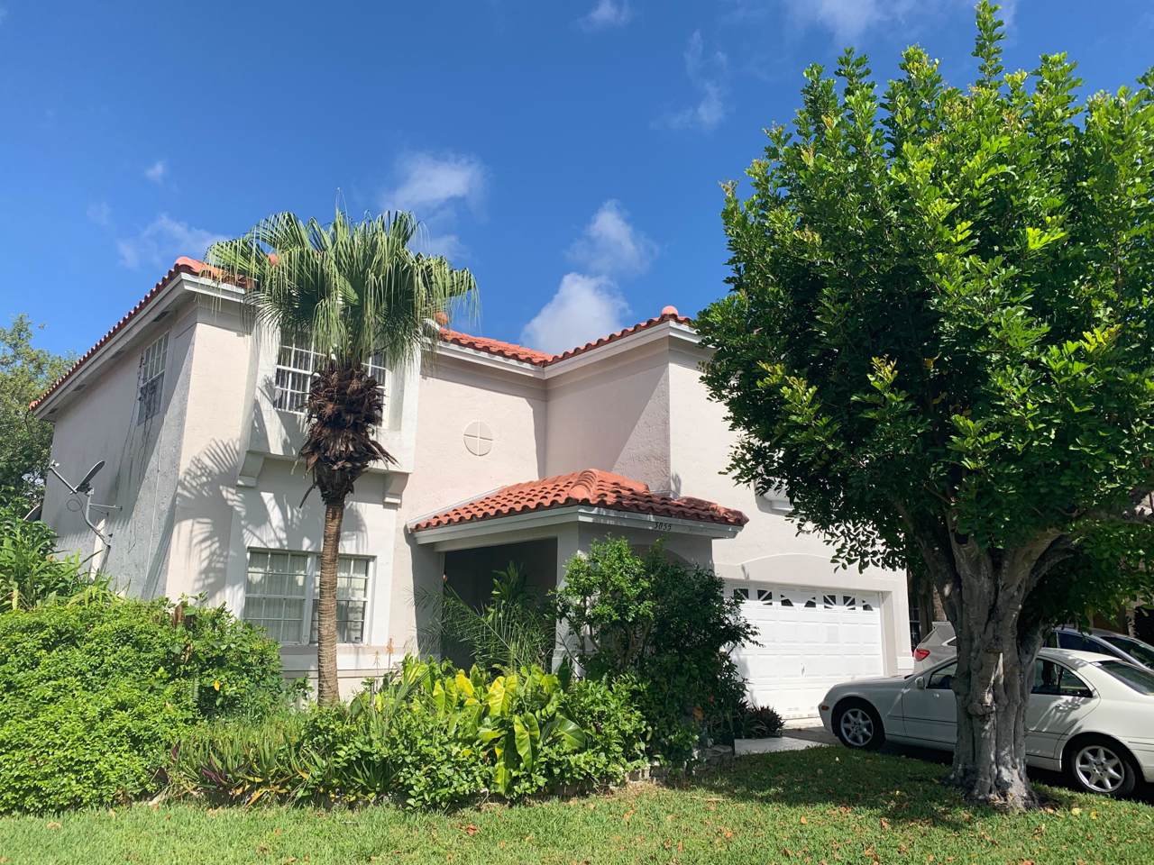 3055 72nd Avenue - Photo 1