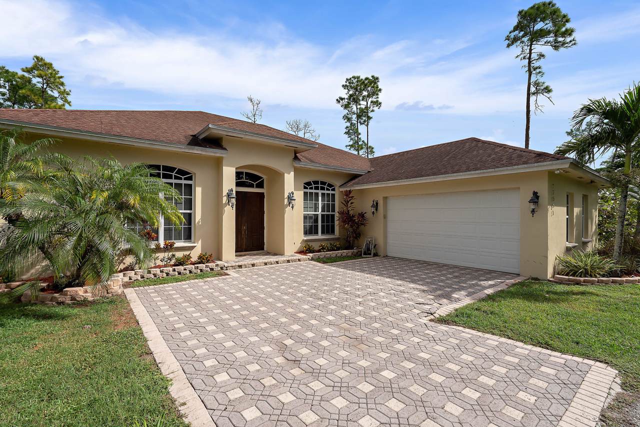 12661 157 Street - Photo 1