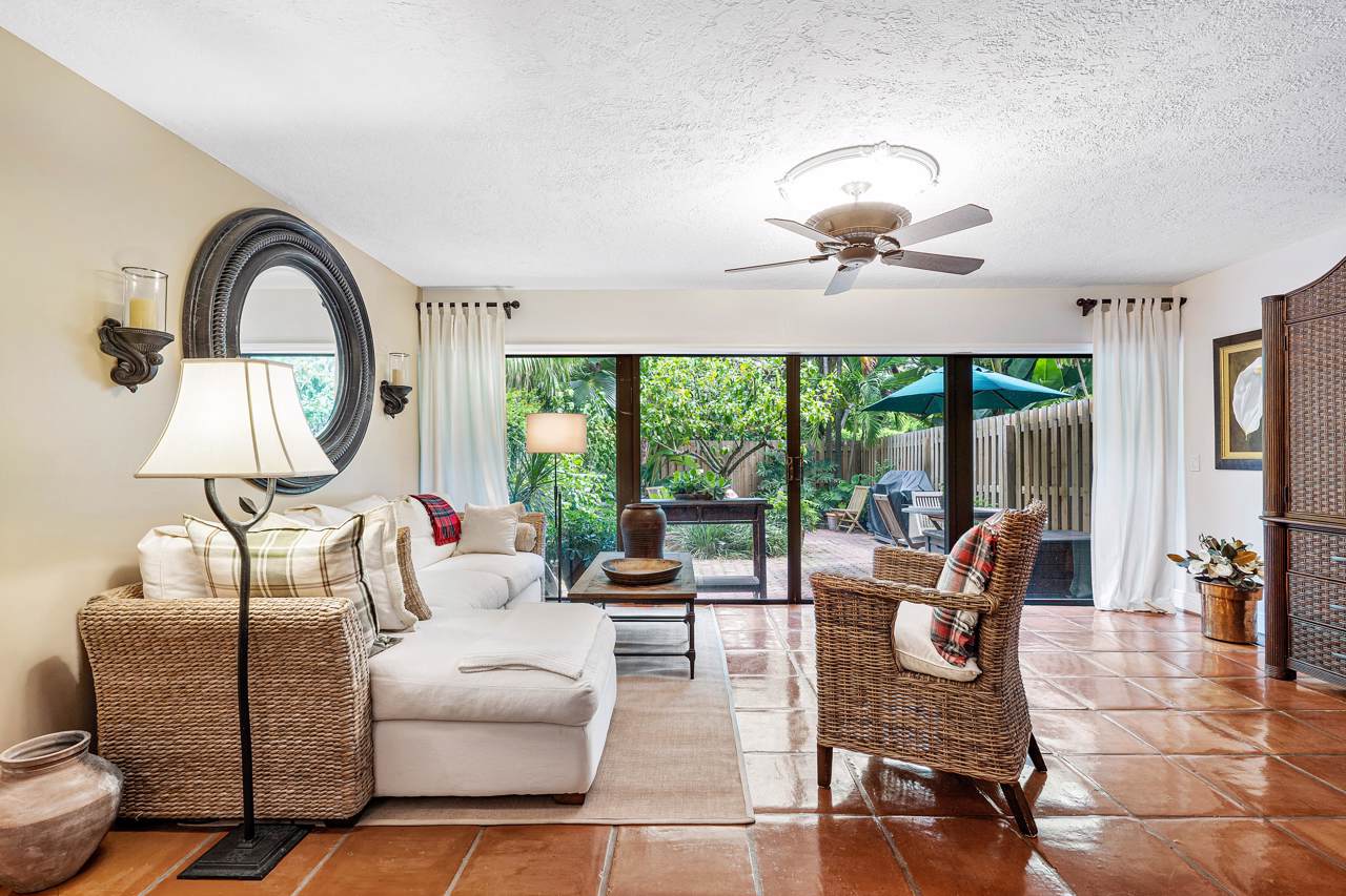 4300 Ocean Boulevard - Photo 1