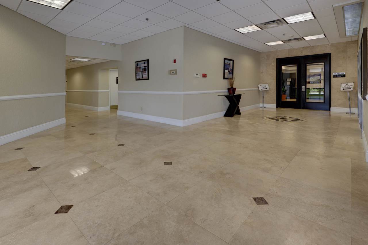 2701 Oakland Park Boulevard - Photo 1