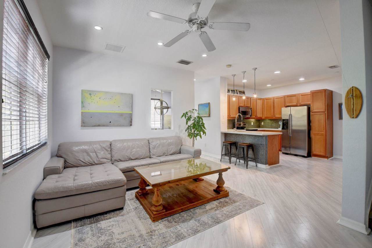 111 Stone Harbor Way - Photo 1