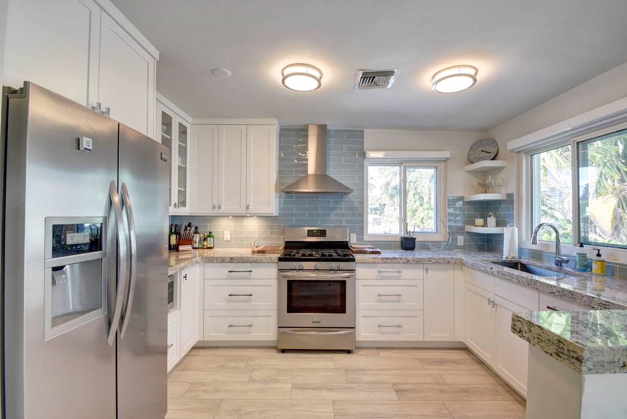 1020 Casuarina Road - Photo 1