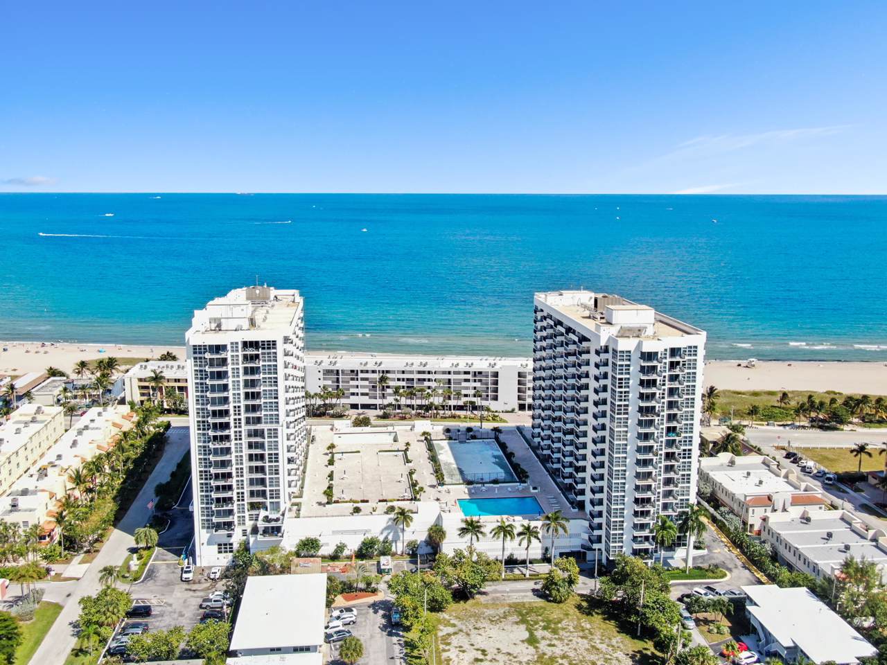 531 Ocean Boulevard - Photo 1