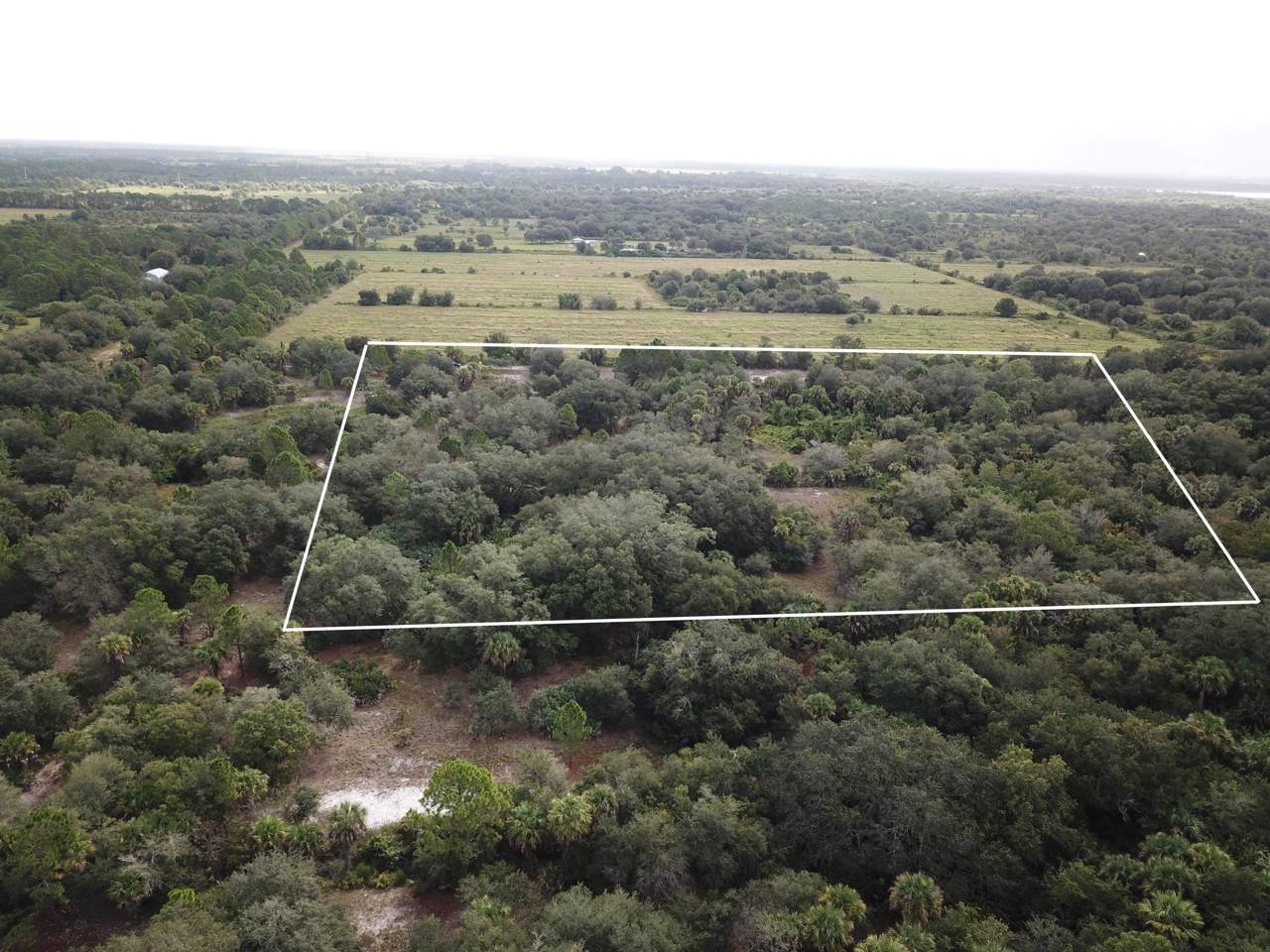 Bbb Arrowroot Avenue - Photo 1