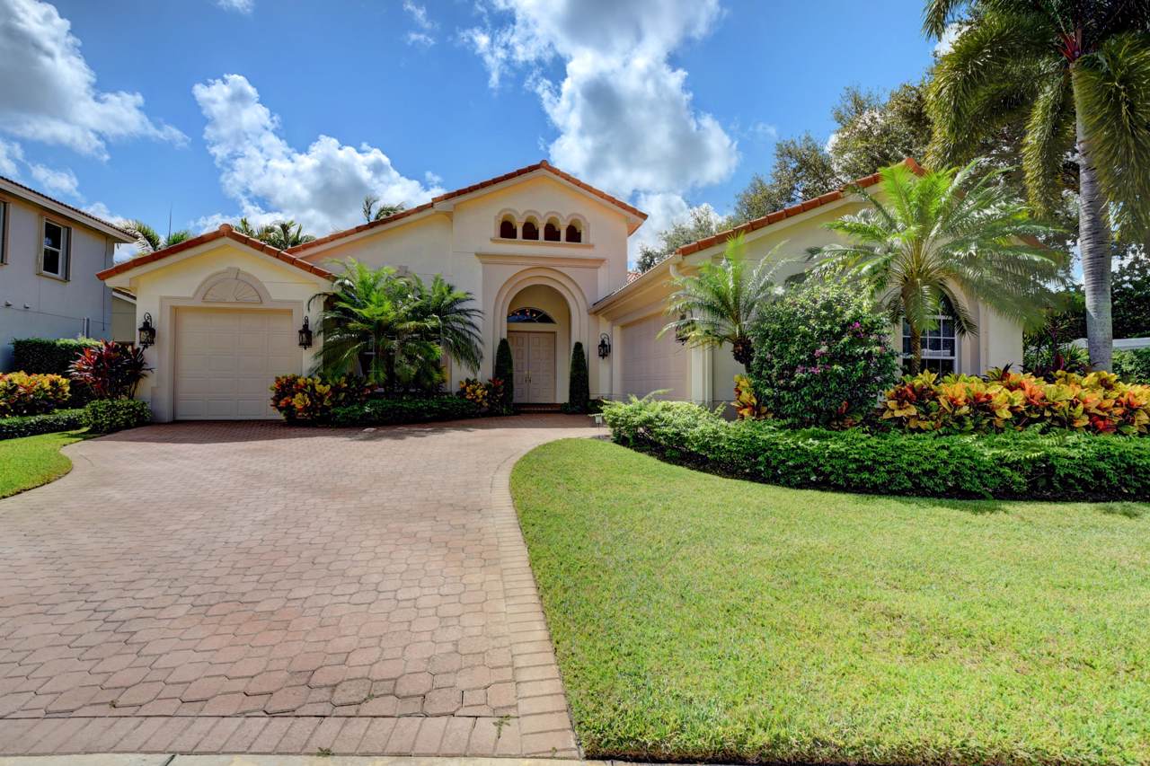 8976 Valhalla Drive - Photo 1
