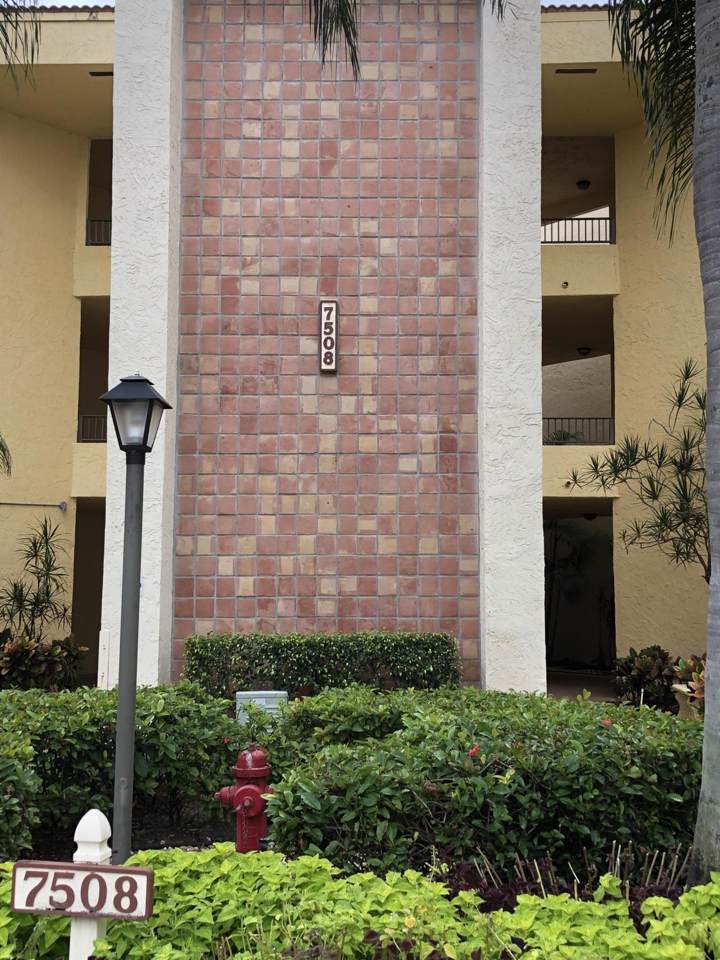 7508 La Paz Boulevard - Photo 1