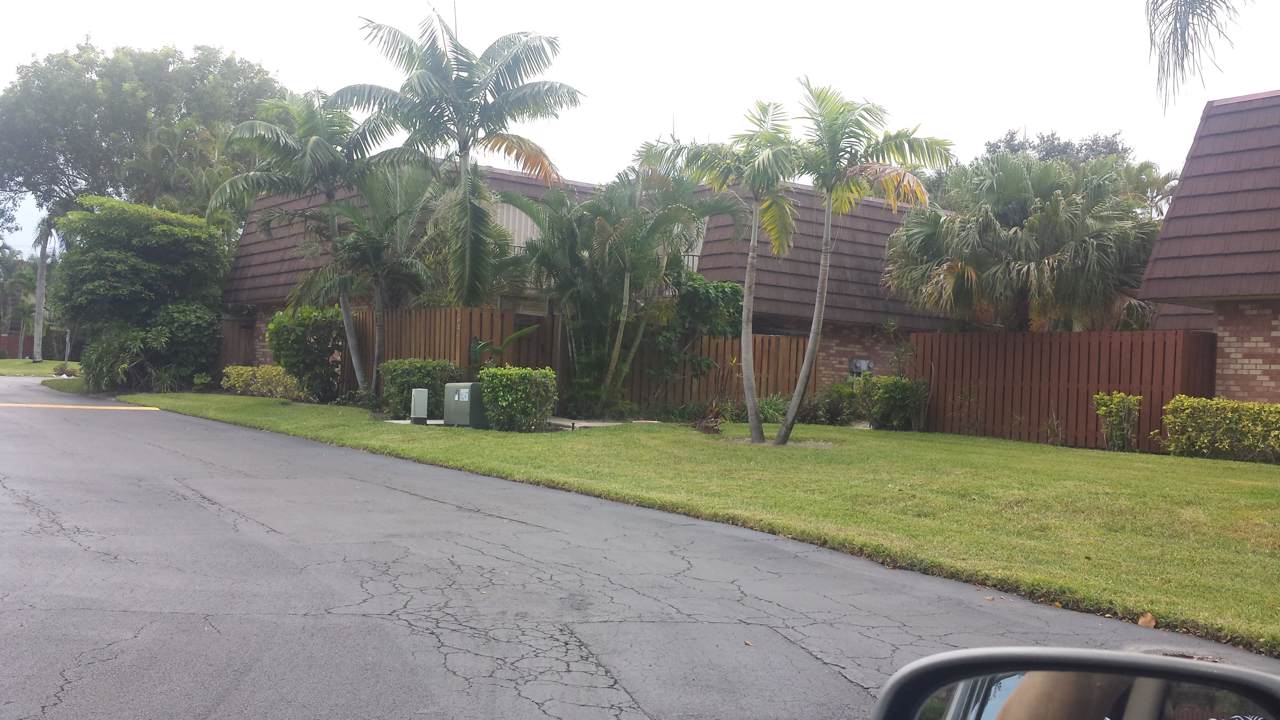 3934 Carolina Drive - Photo 1