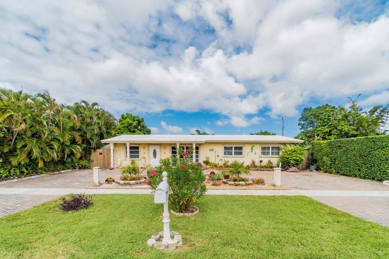 4225 Collin Drive - Photo 1