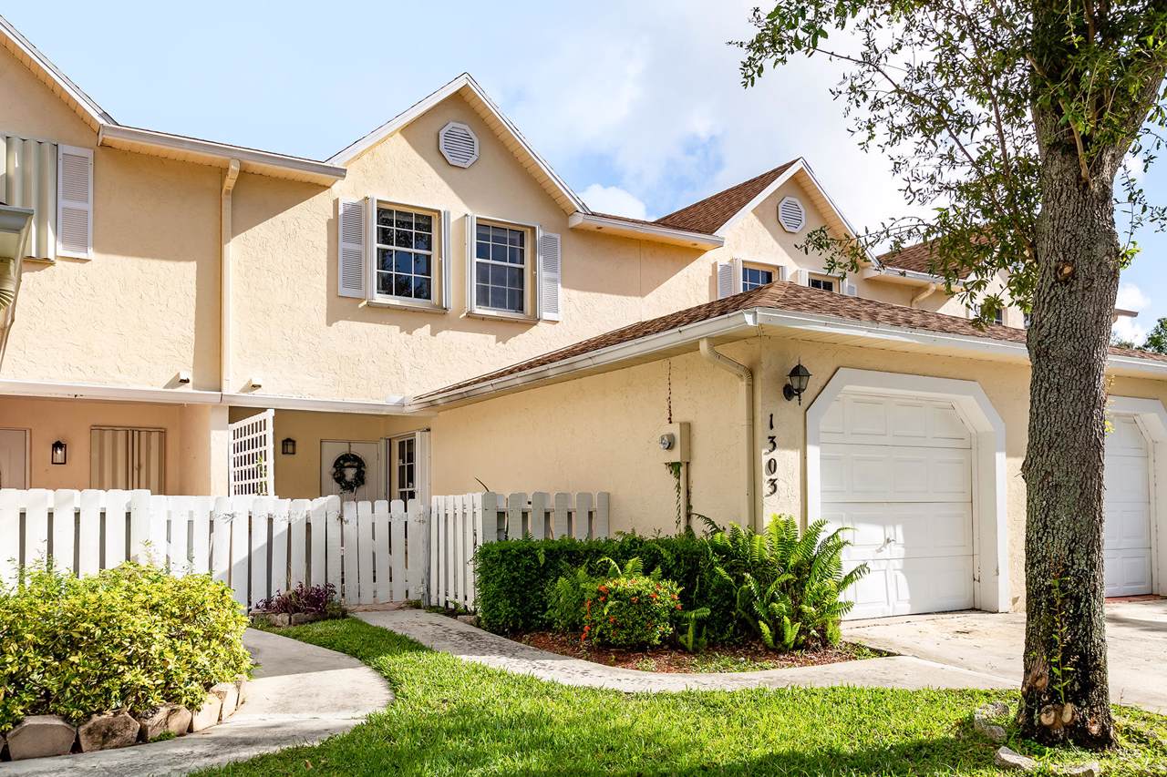 1303 Maplewood Drive - Photo 1