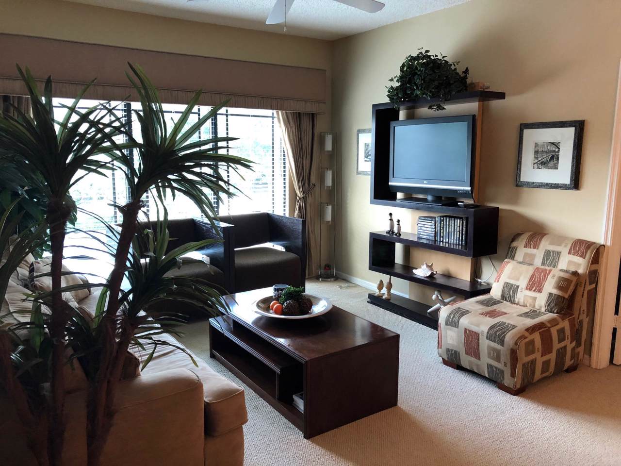 2801 Sarento Place - Photo 1
