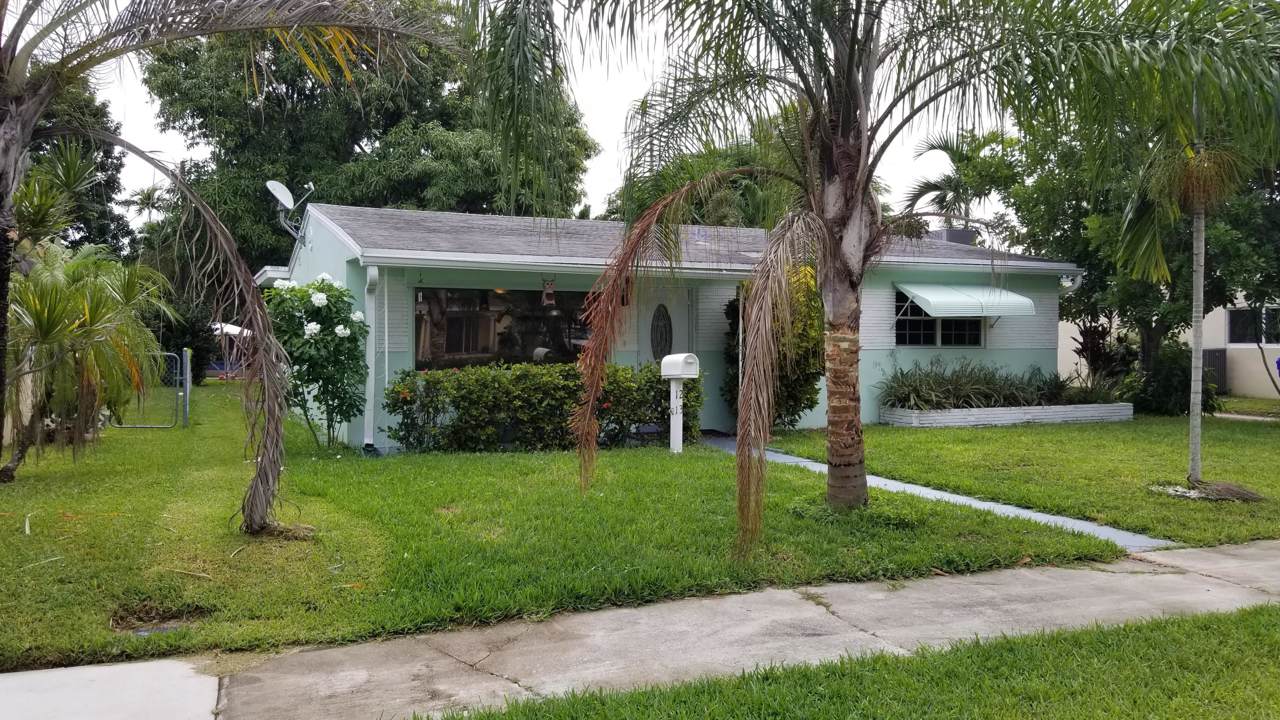 1213 15th Avenue - Photo 1