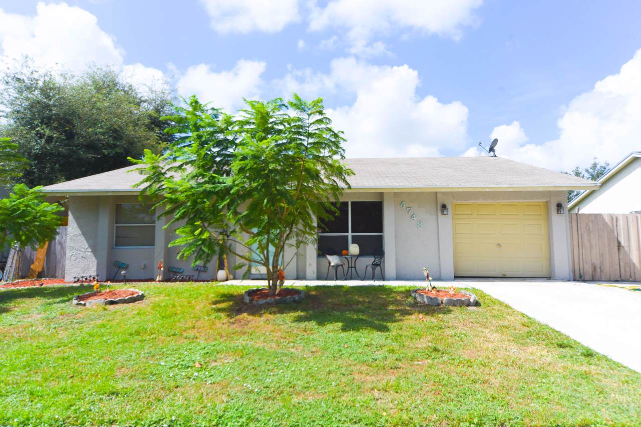 4743 Poseidon Place - Photo 1