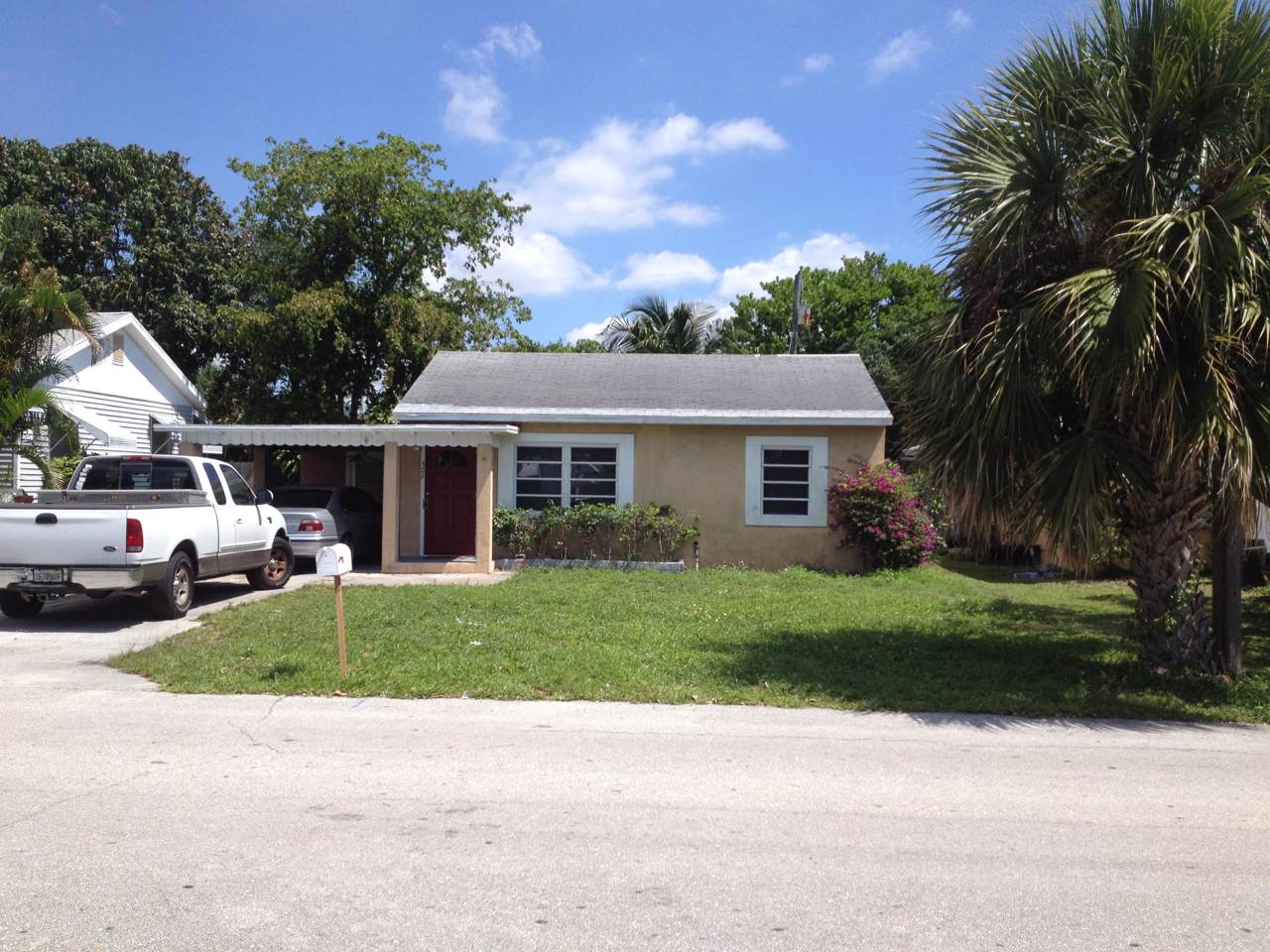 327 Mango Street - Photo 1