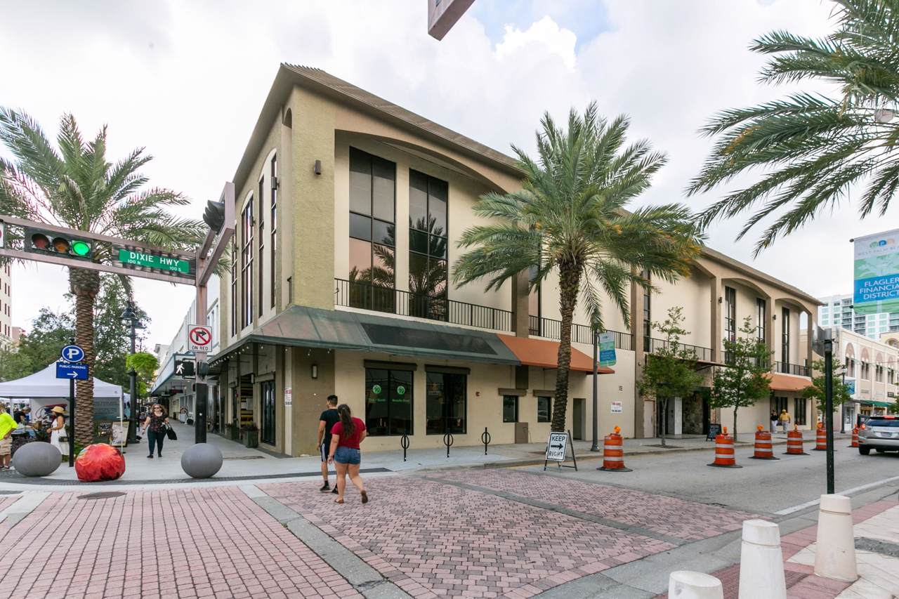 100 Dixie Highway - Photo 1