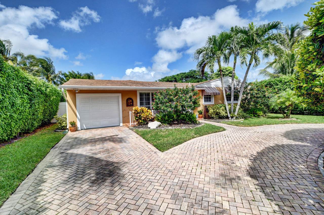 107 17th Street - Photo 1