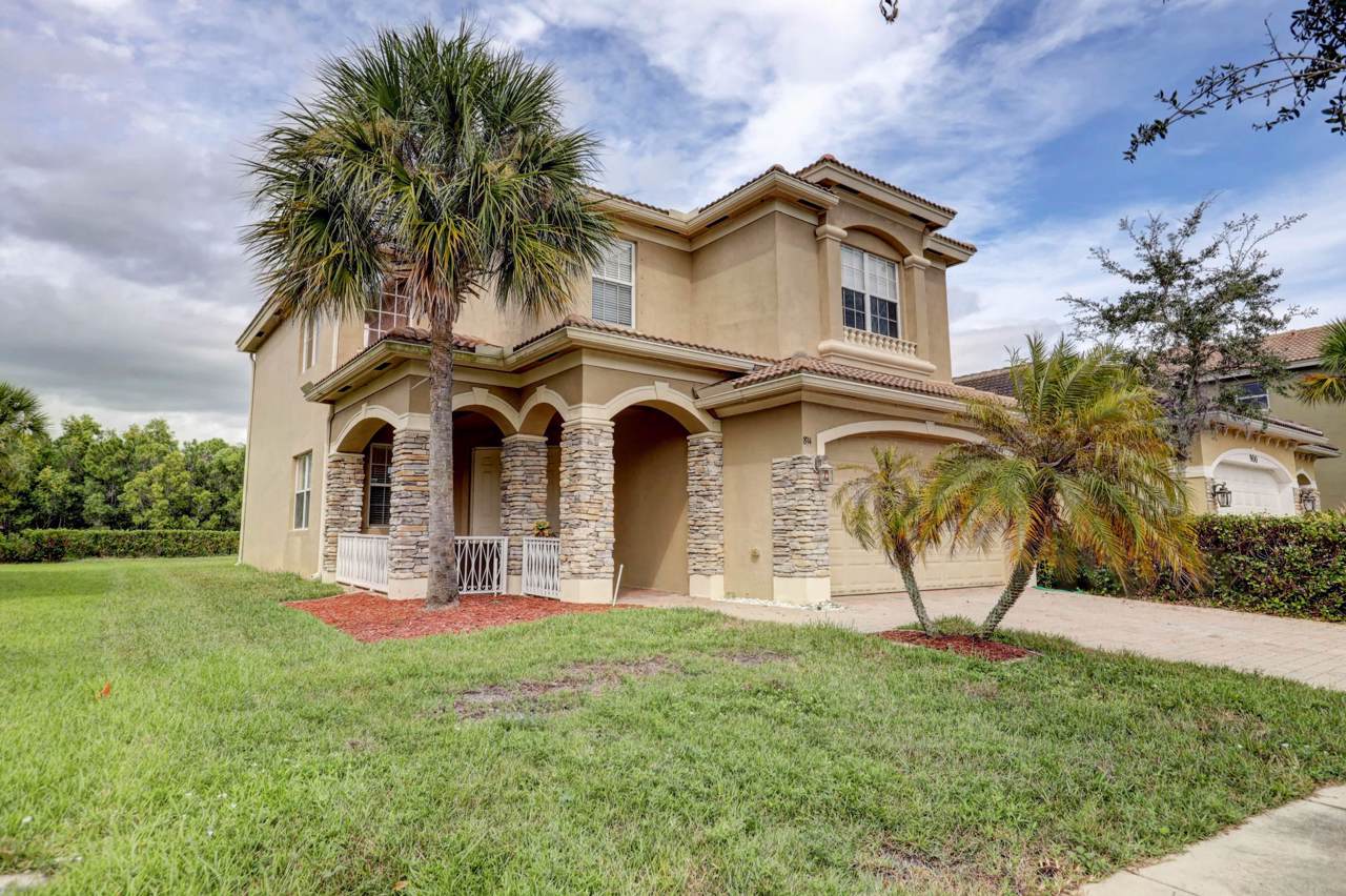 894 Leonardo Circle - Photo 1