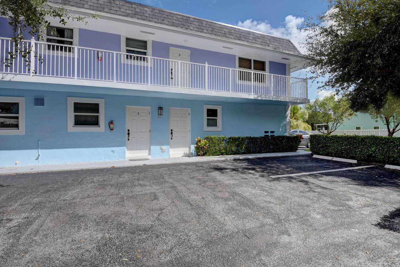 2243 Florida Boulevard - Photo 1