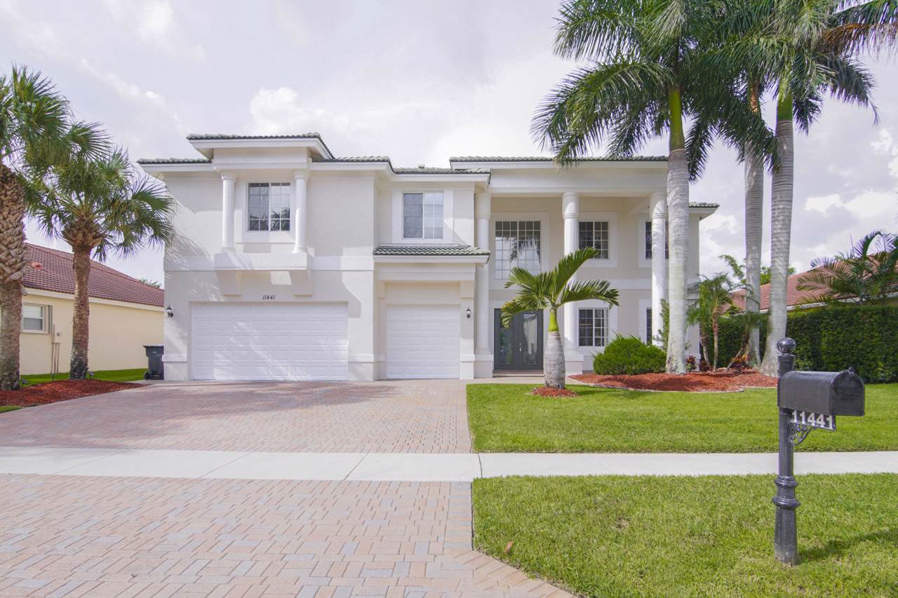 11441 Manatee Bay Lane - Photo 1