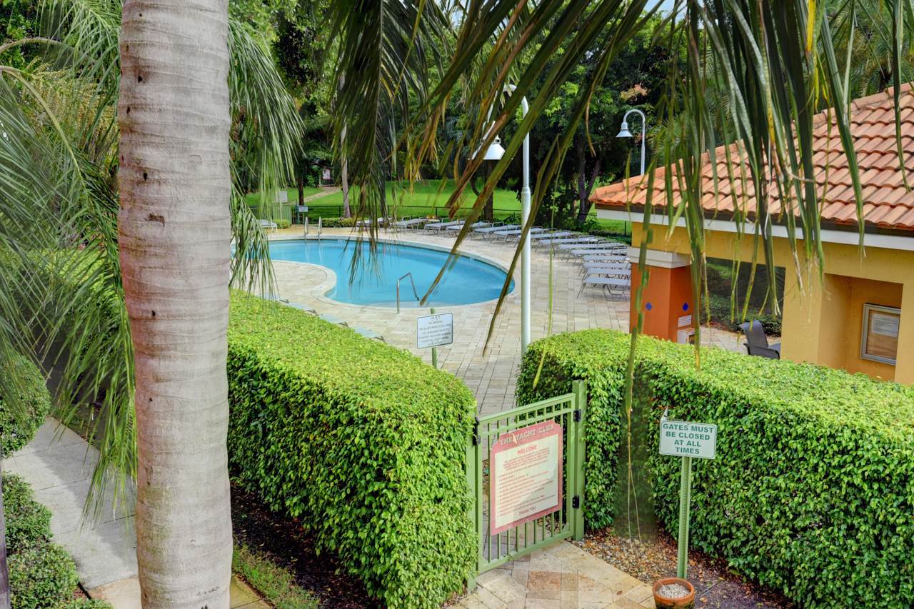 103 Yacht Club Way - Photo 1