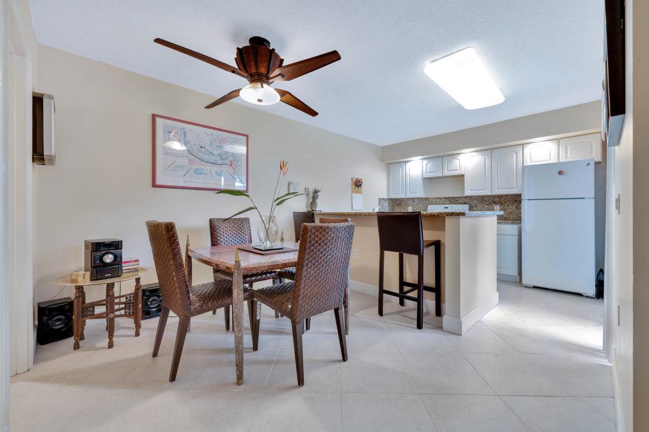 3317 33rd Way - Photo 1