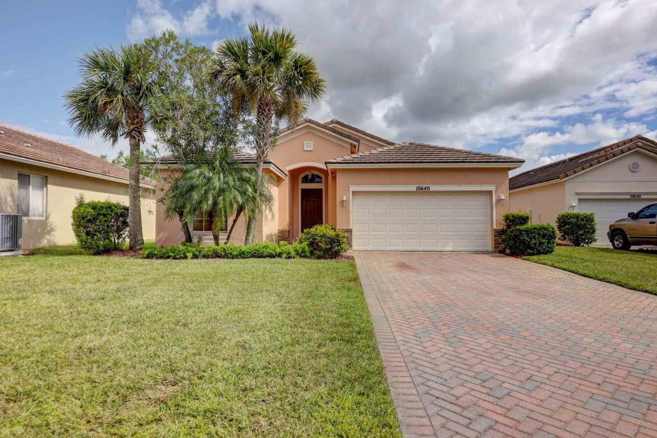 10640 Southgate Court - Photo 1