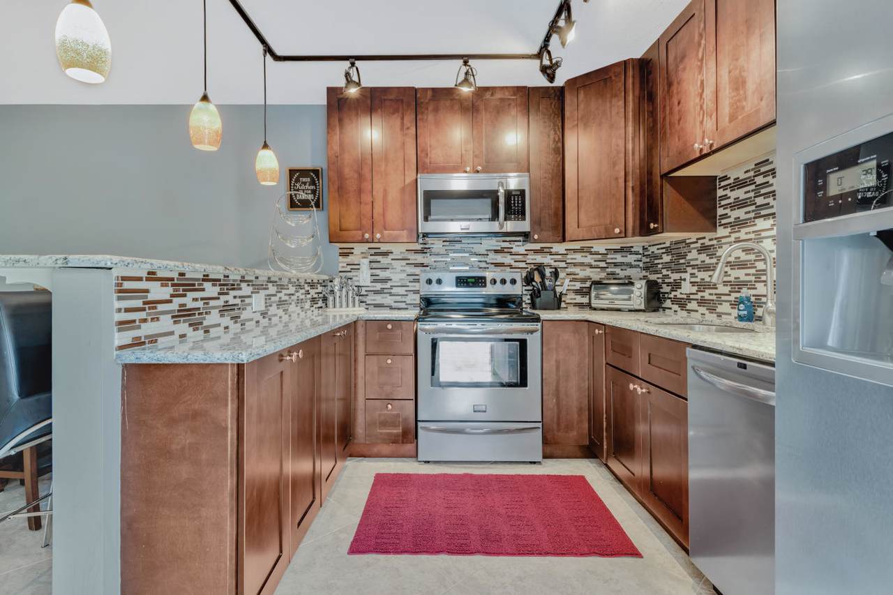 1417 14th Terrace - Photo 1