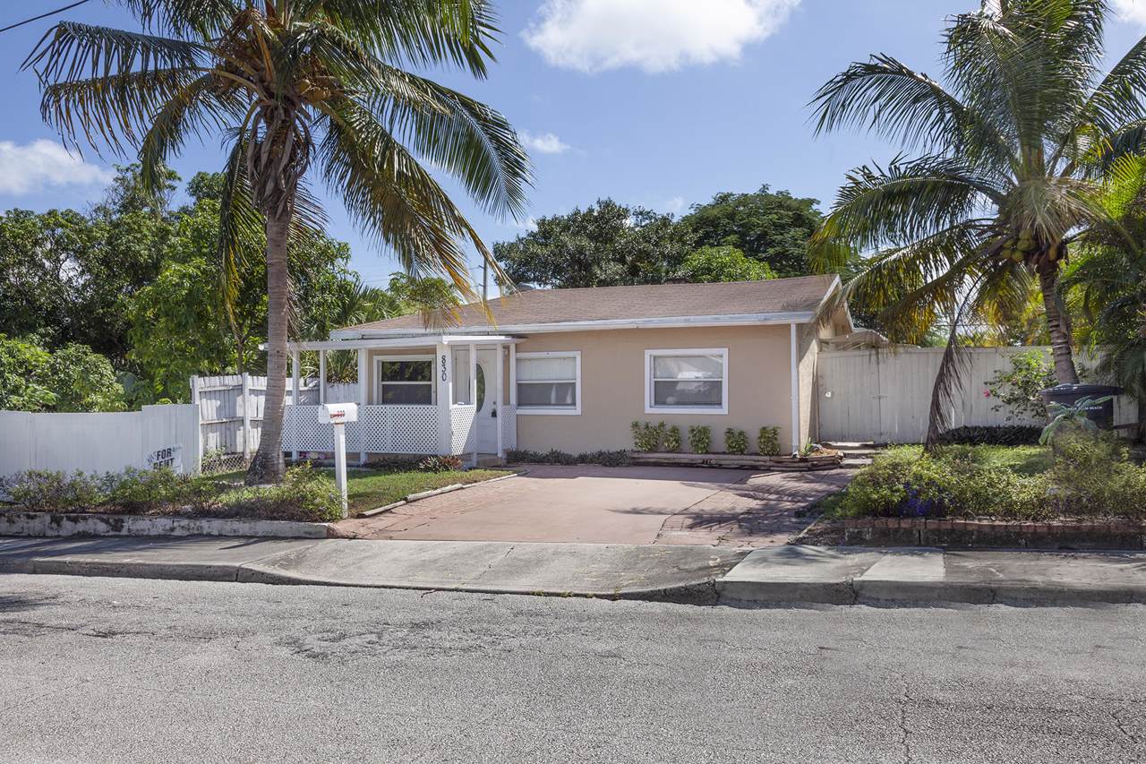 830 Briggs Street - Photo 1