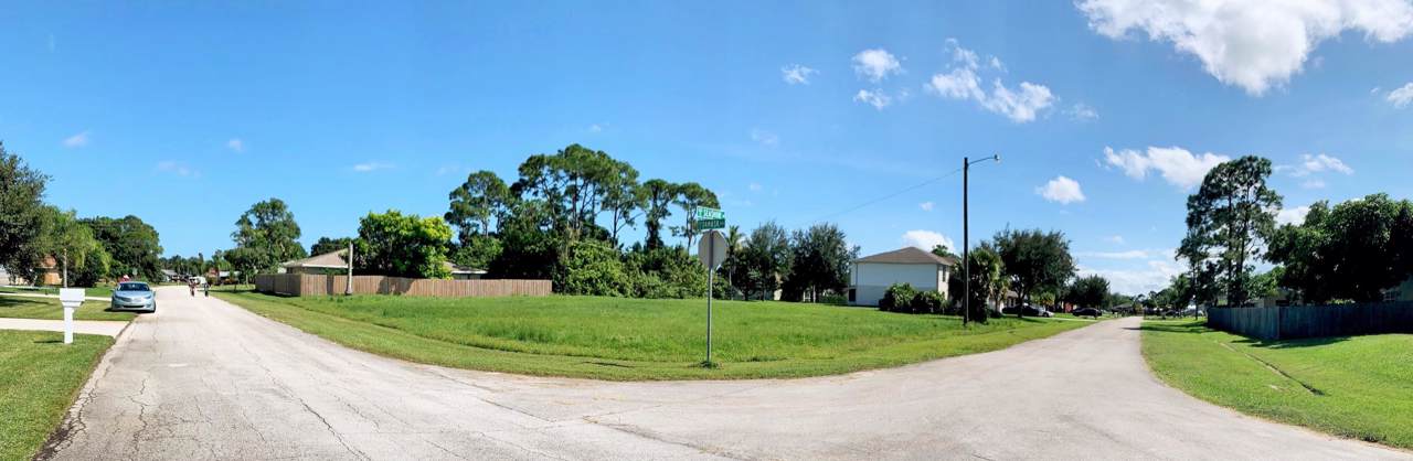 582 Damask Avenue - Photo 1