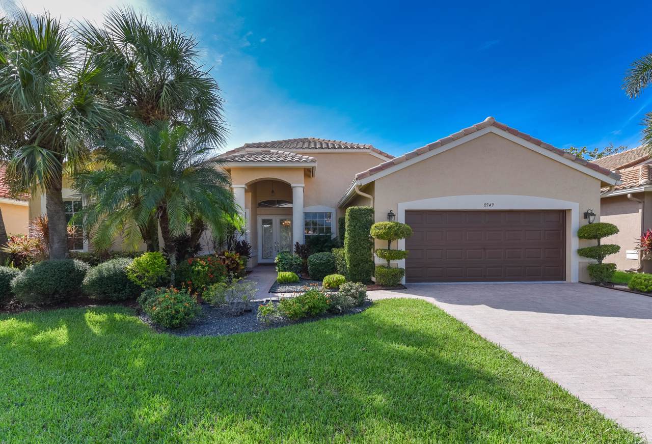8949 Diamonte Drive - Photo 1