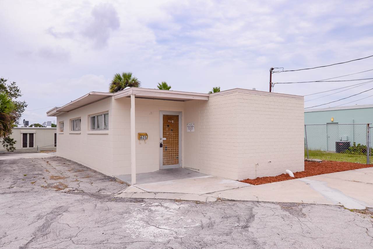 605 7th N Street - Photo 1