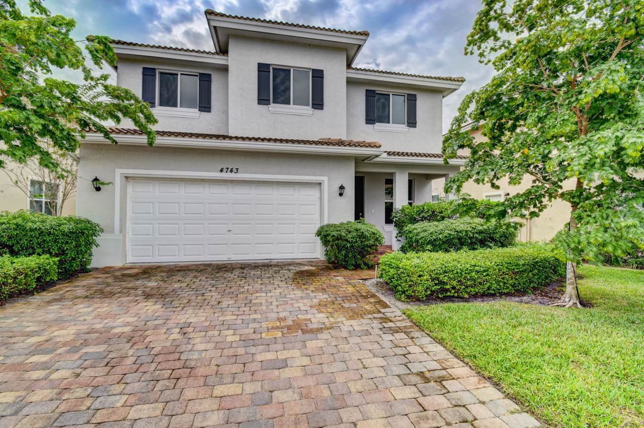 4743 Foxtail Palm Court - Photo 1