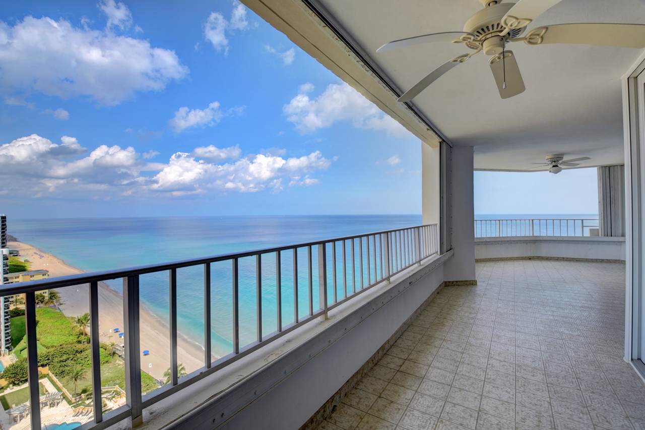 500 Ocean Boulevard - Photo 1