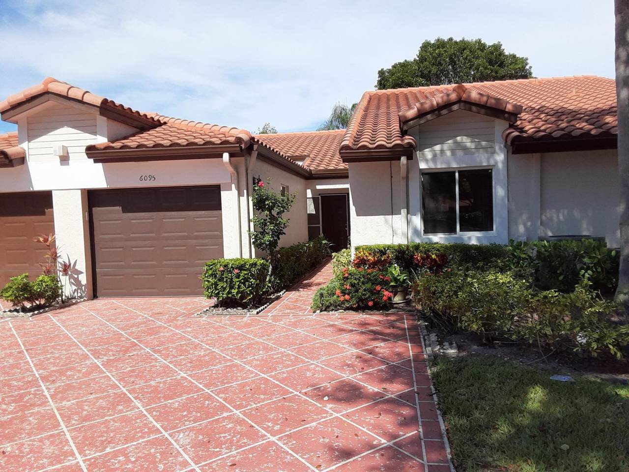 6095 Millington Way - Photo 1
