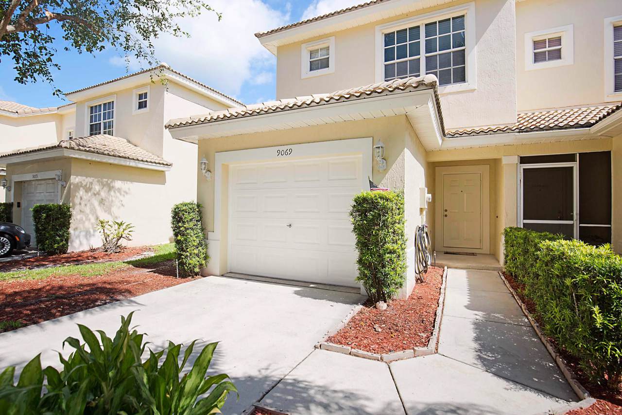9069 Tremezzo Lane - Photo 1