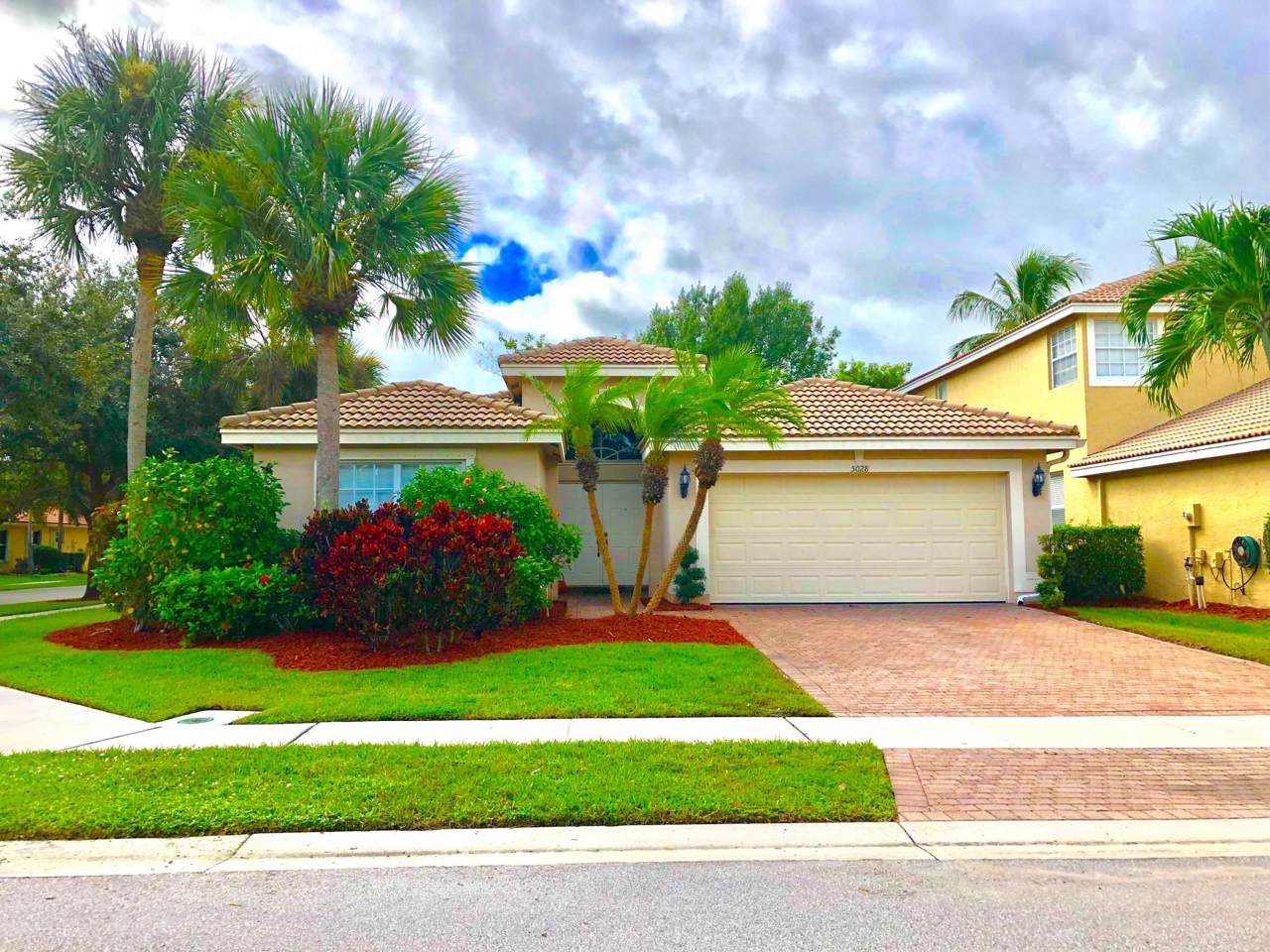 5028 Solar Point Drive - Photo 1