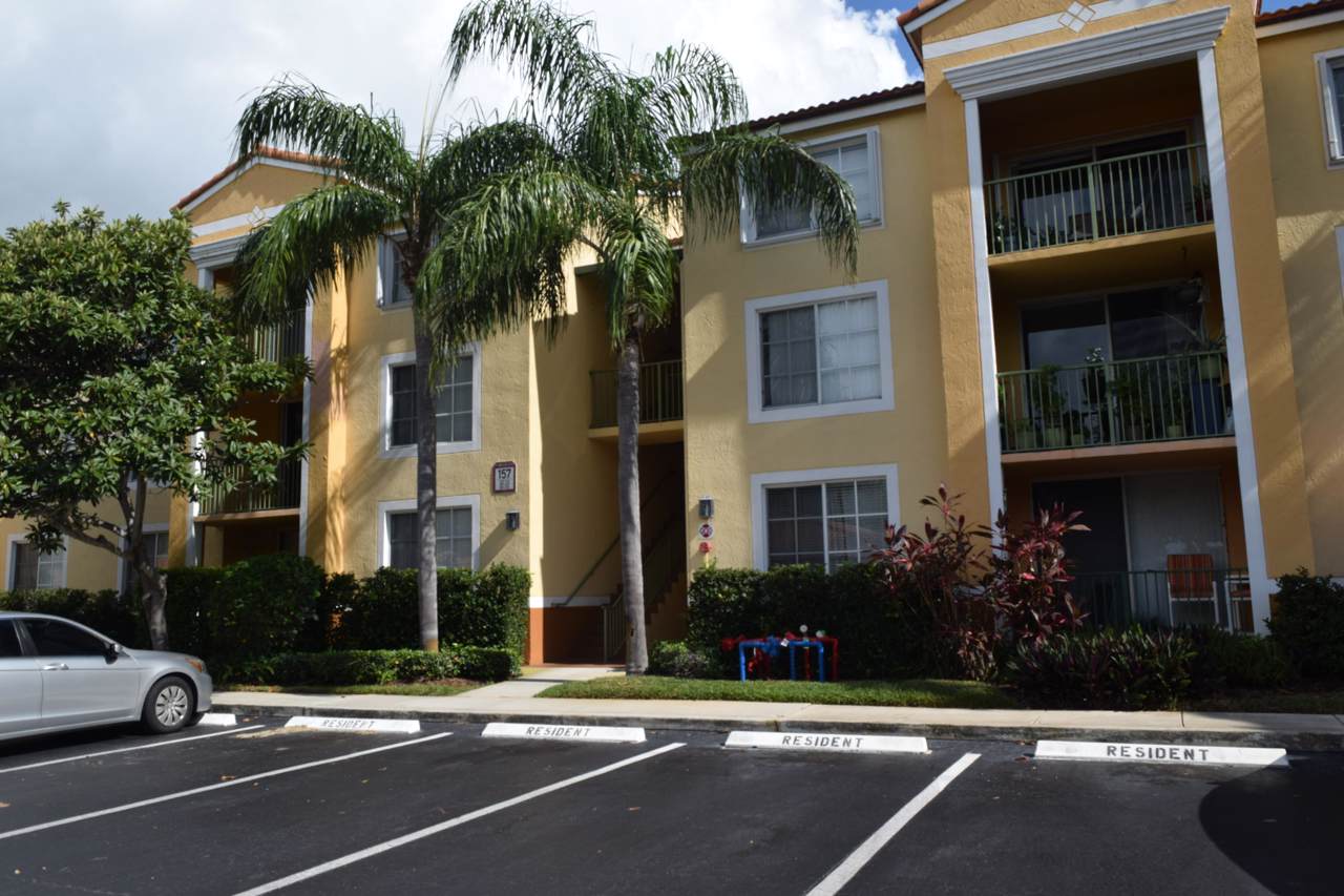 157 Yacht Club Way - Photo 1