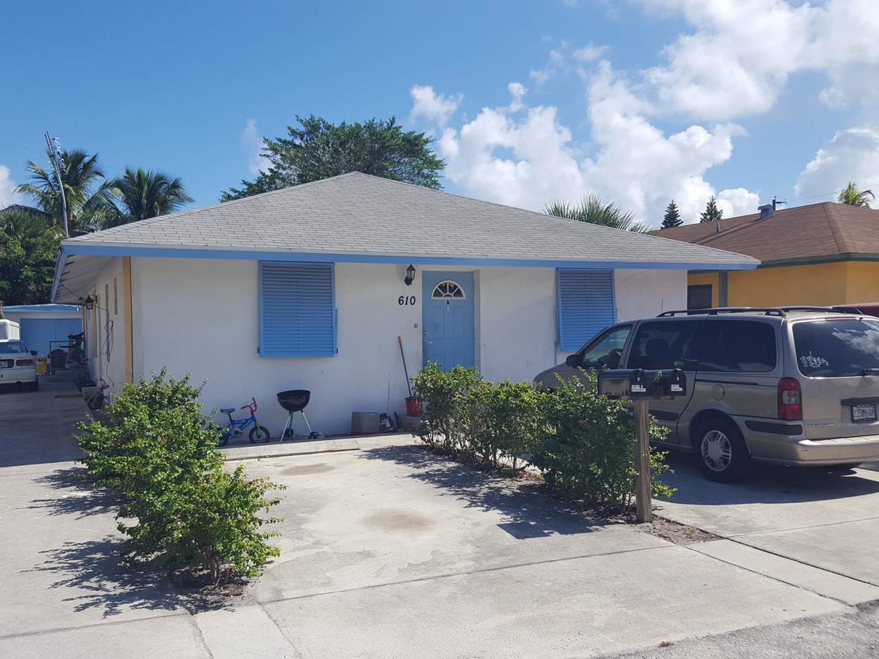 610 Broadway - Photo 1