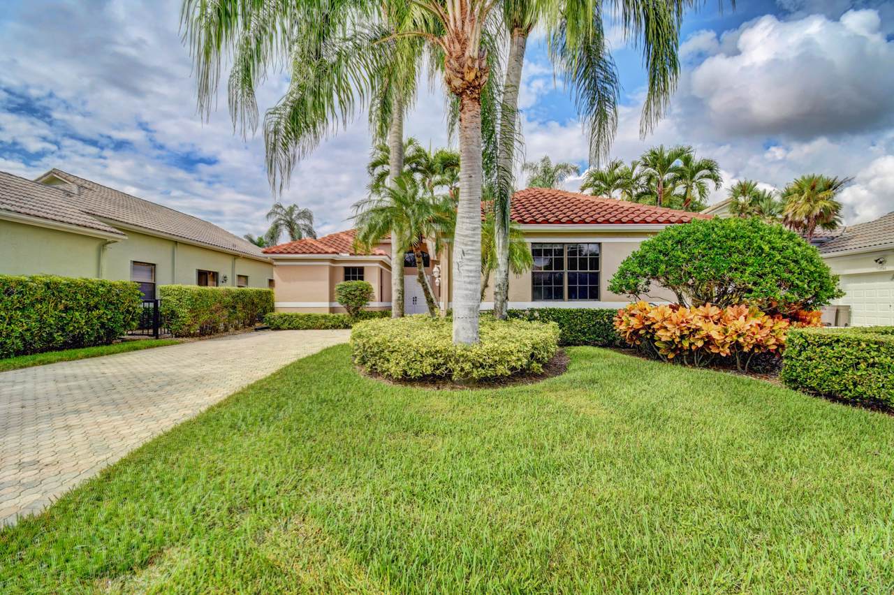 10064 Dover Carriage Lane - Photo 1