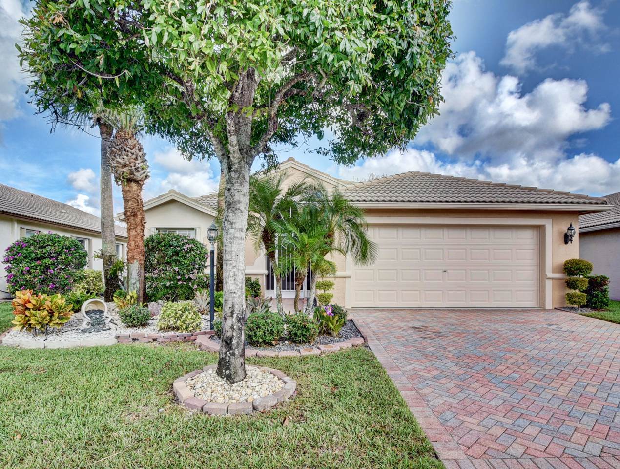8111 Florenza Drive - Photo 1