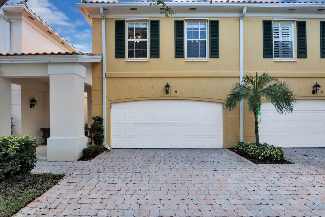 8 Laurel Oaks Circle - Photo 1