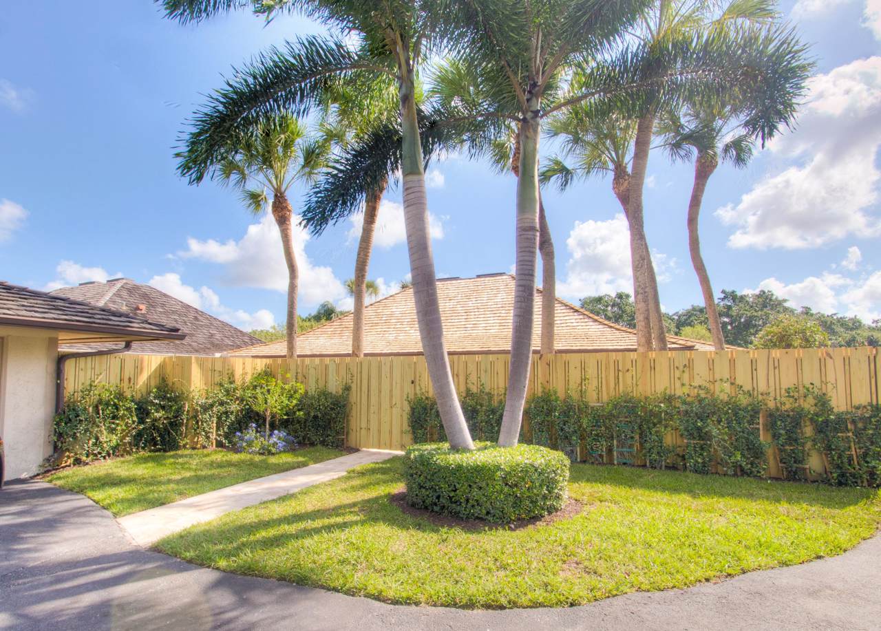 11677 Wimbledon Circle - Photo 1 11677 Wimbledon Circle - Photo 1