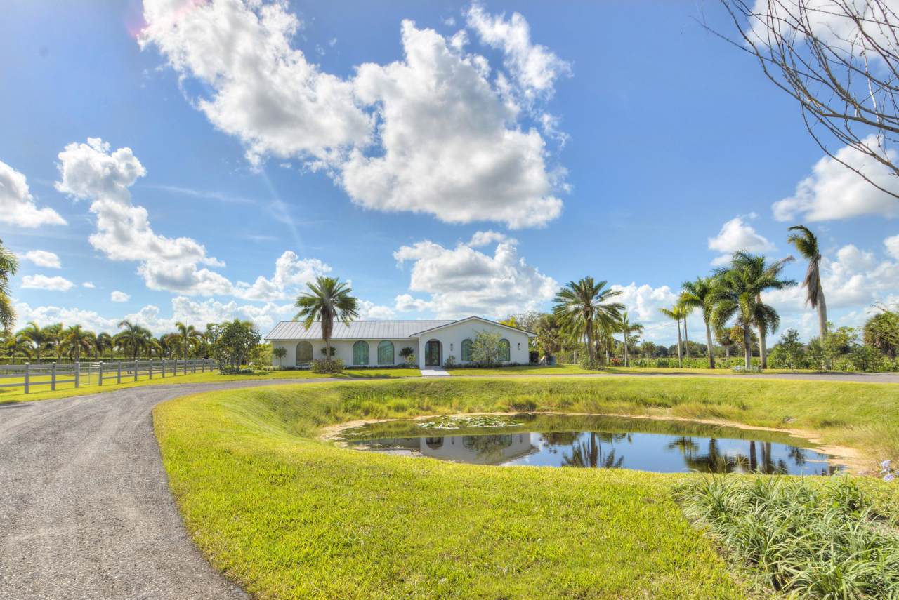 13064 55th Street - Photo 1