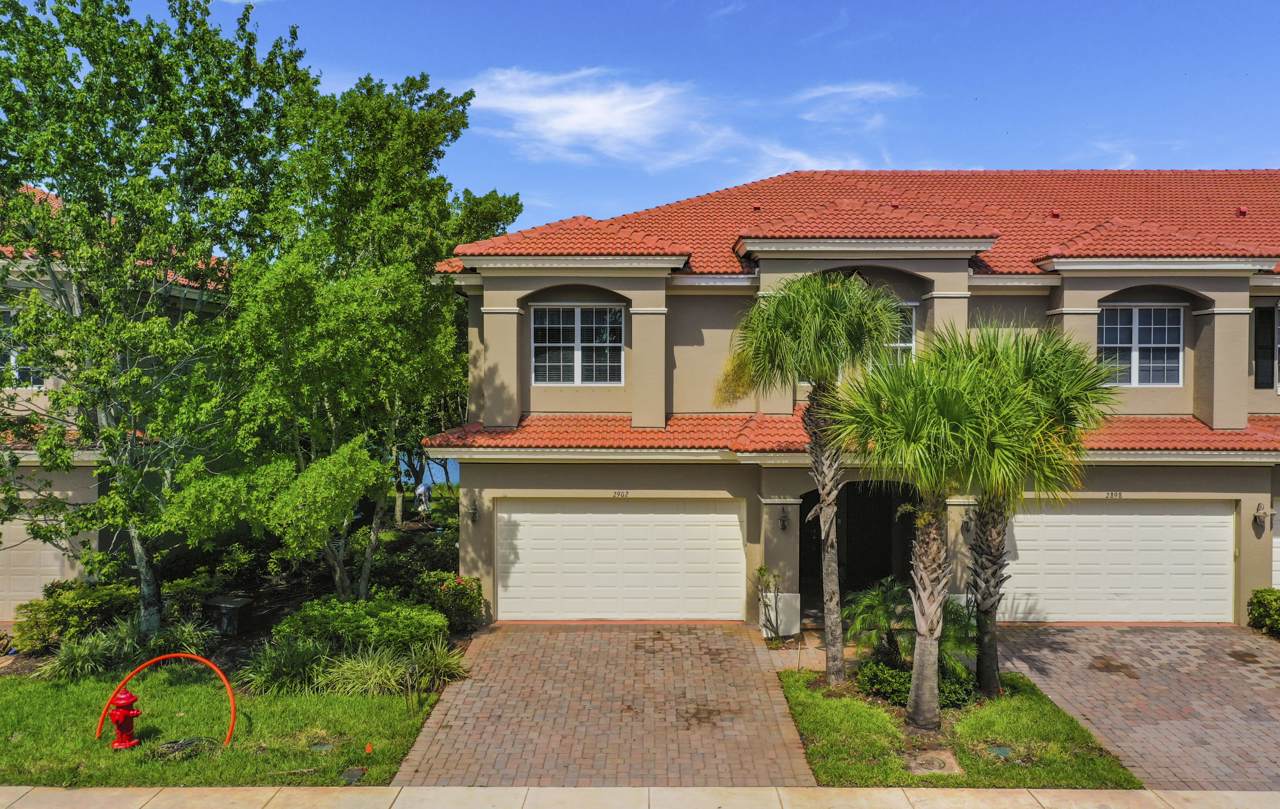 2902 Cedar Dunes Drive - Photo 1