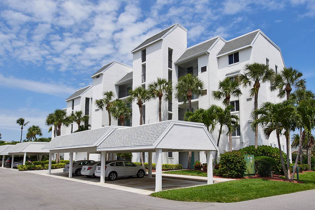 2400 Ocean Drive - Photo 1