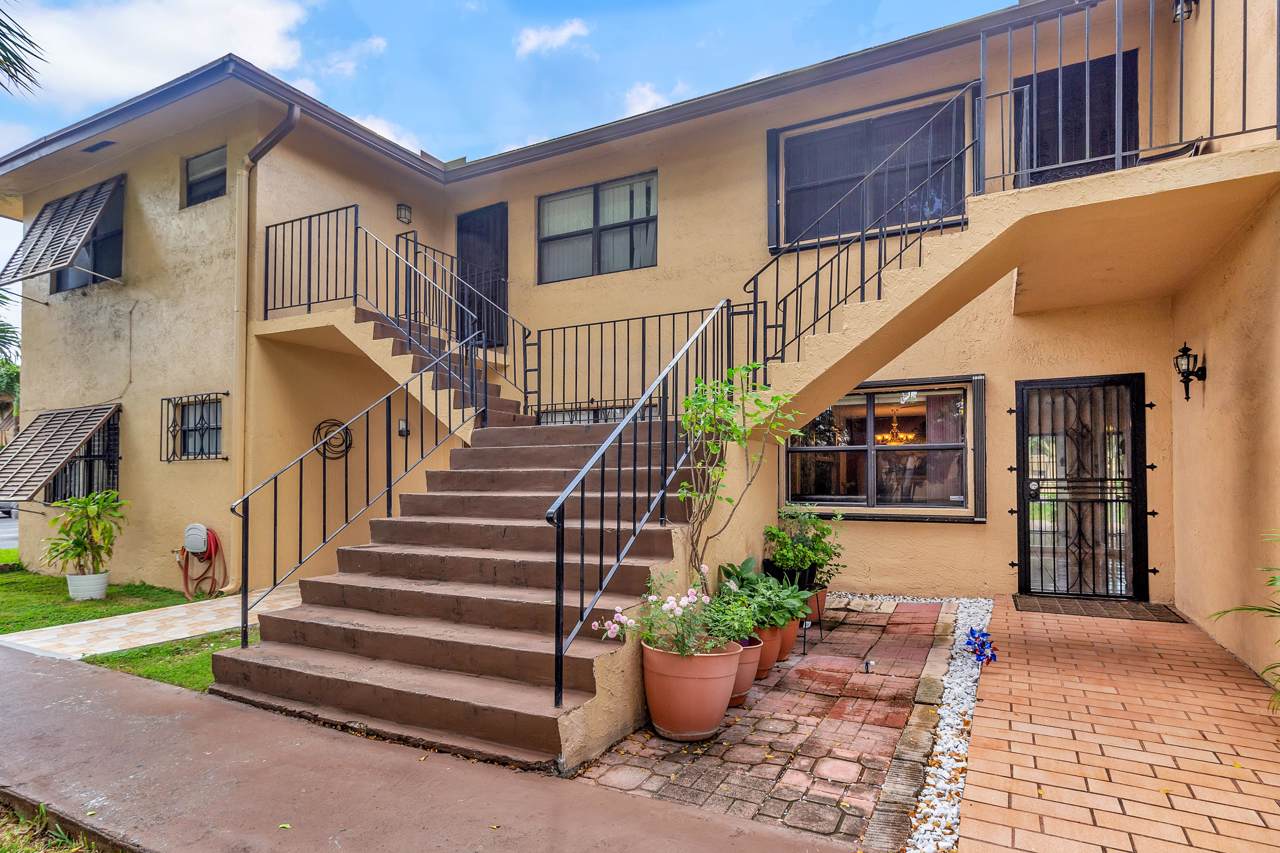 6882 173rd Drive - Photo 1