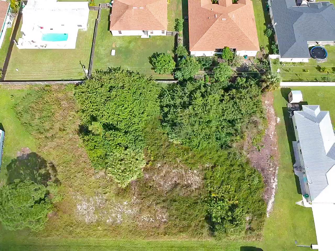 1741 Gloria Lane - Photo 1