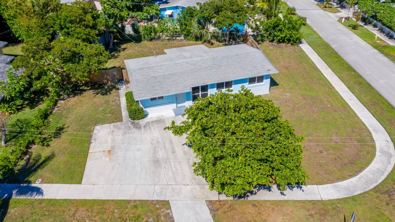 905 Garnett Street - Photo 1