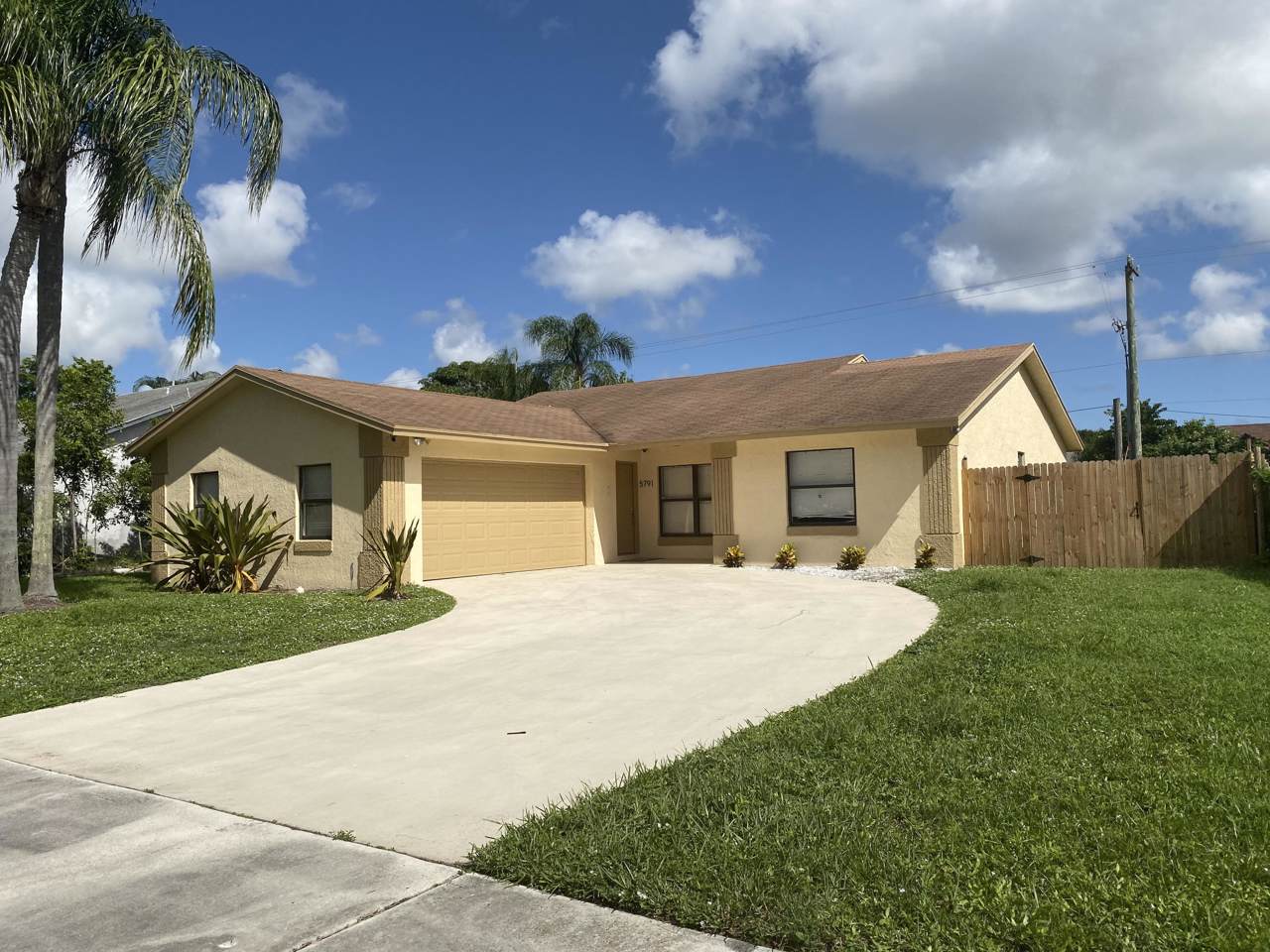 5791 Autumn Ridge Road - Photo 1