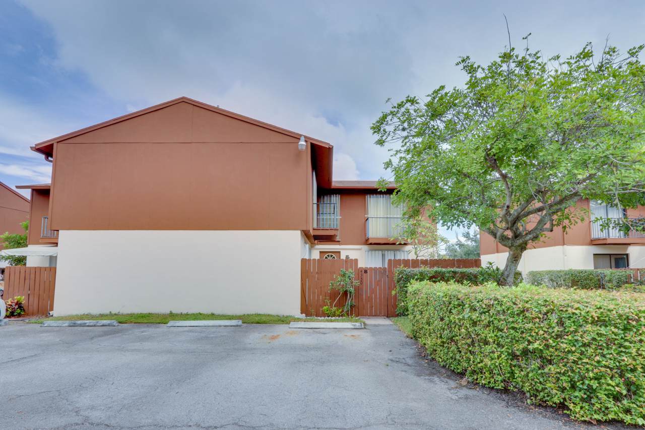 4350 Lilac Street - Photo 1